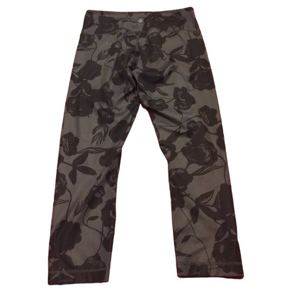 Lululemon Women's Brisk Bloom Wunder Under Capri Leggings Size 6 Yoga Gym 22" - Picture 3 of 6